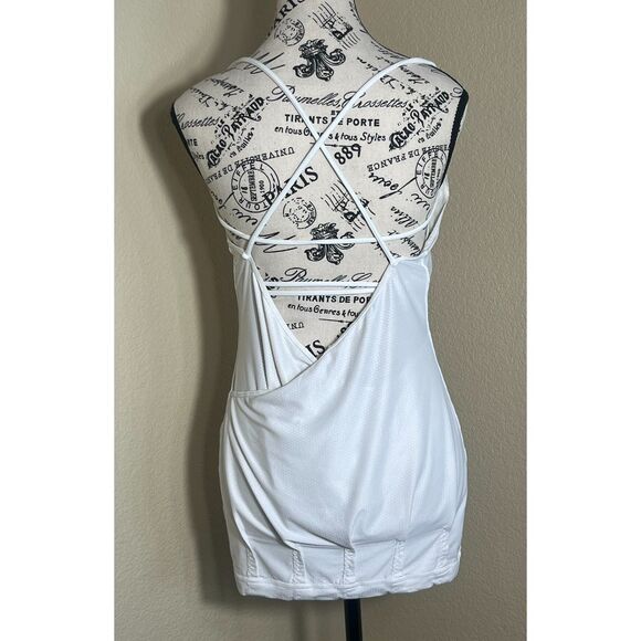 Lululemon Yoga Flow 2 in 1 White Tank 6 Strappy - Picture 3 of 6
